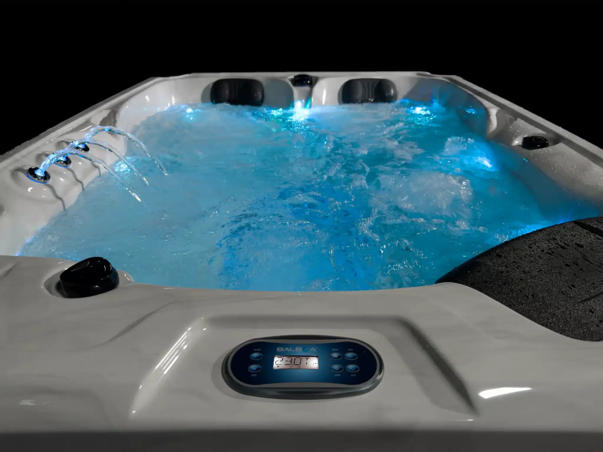 https://oama-spa.fr/wp-content/uploads/2026/05/DANAE-eau.webp