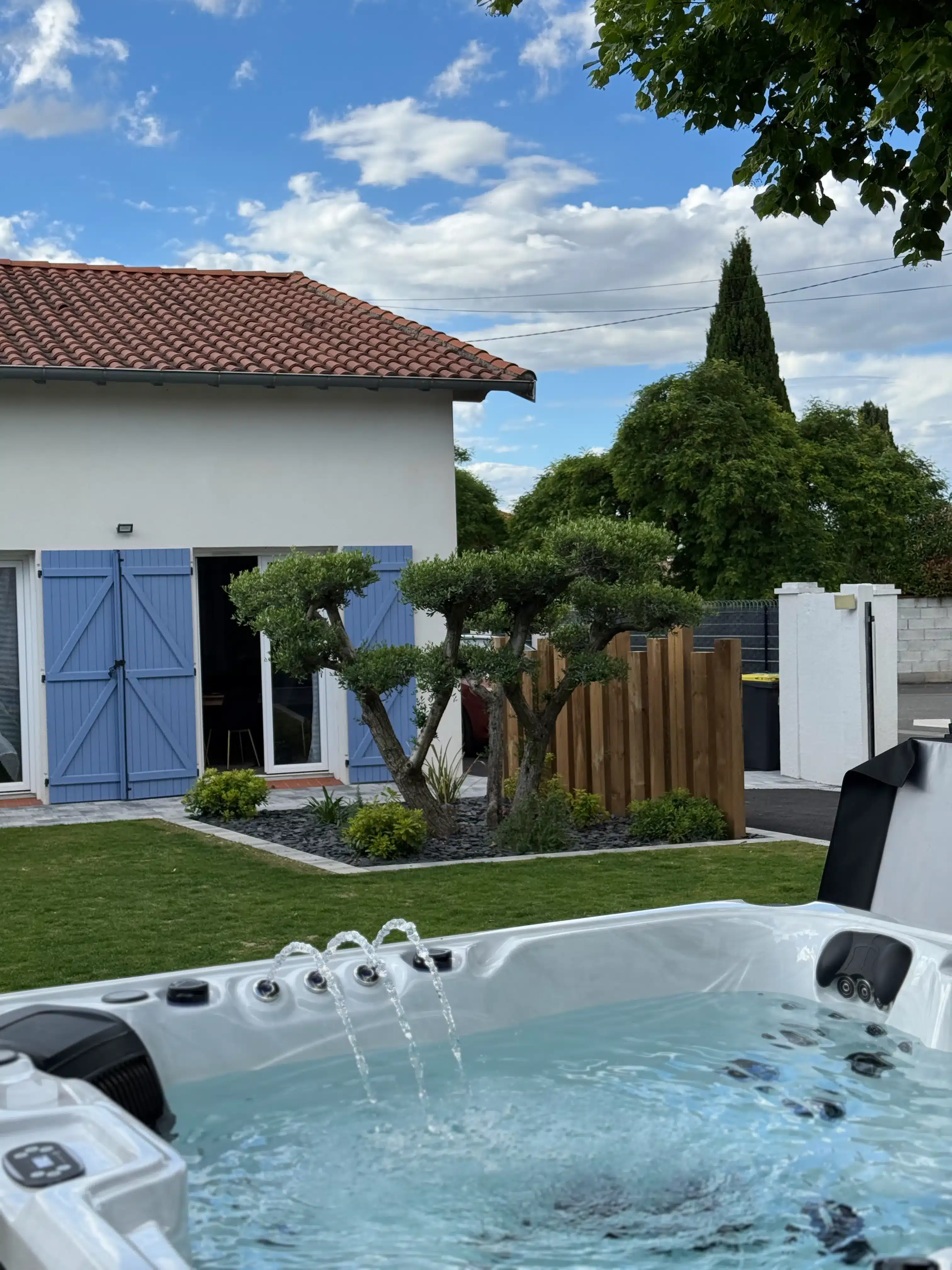 https://oama-spa.fr/wp-content/uploads/2026/08/oama-spa-mise-en-eau-spa-gaia-tournefeuille.webp